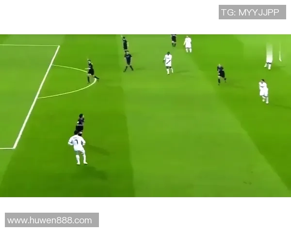 足球明星意外受伤瞬间集锦揭示运动风险与职业生涯的脆弱性 足球明星意外受伤瞬间集锦揭示运动风险与职业生涯的脆弱性