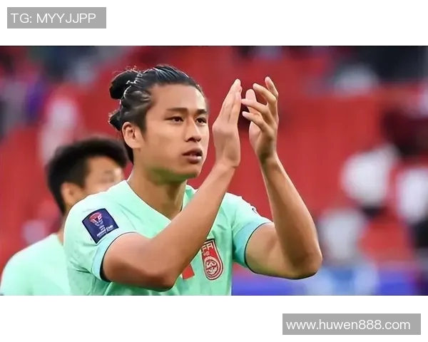 足球明星假装被人打引发热议网友热评其表演功力与职业道德 足球明星假装被人打引发热议网友热评其表演功力与职业道德